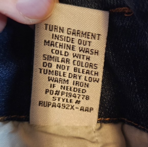 NWT Almost Famous Jeans Super High Rise Crop Trouser Belt Distressed denim sz 9 - Picture 10 of 15